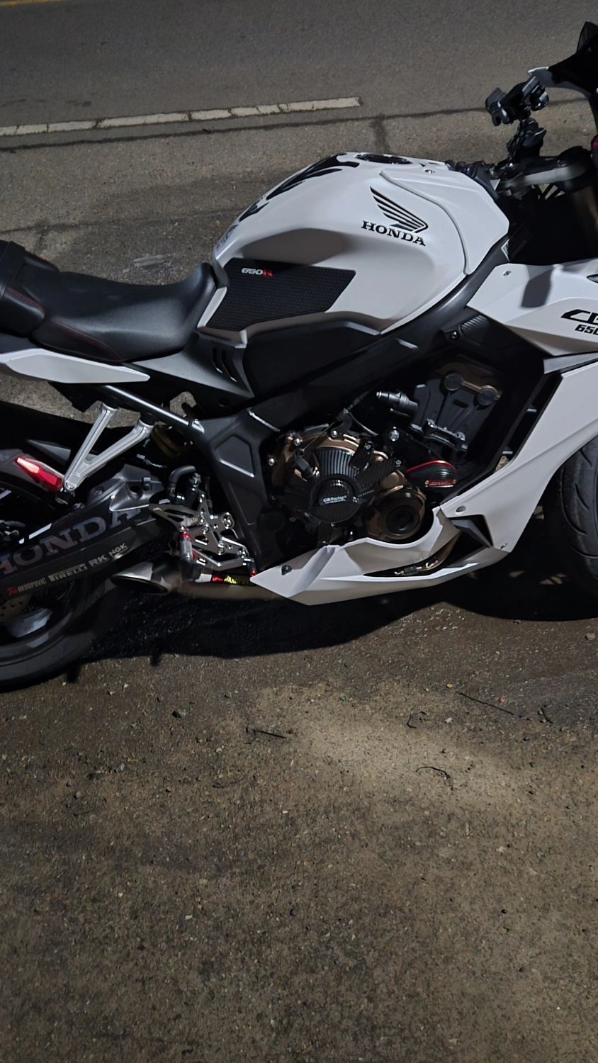 혼다 CBR 650 R MT main