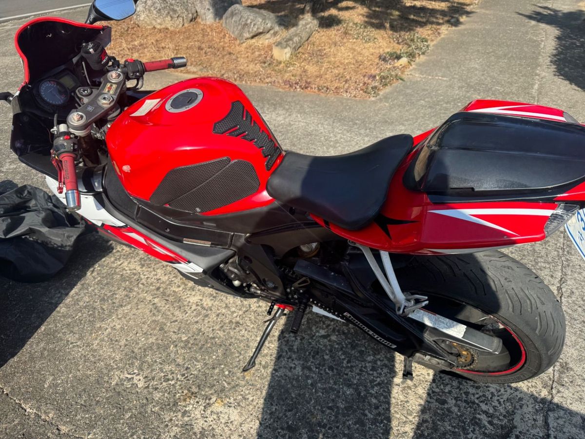 스즈키 GSX R 1000 4