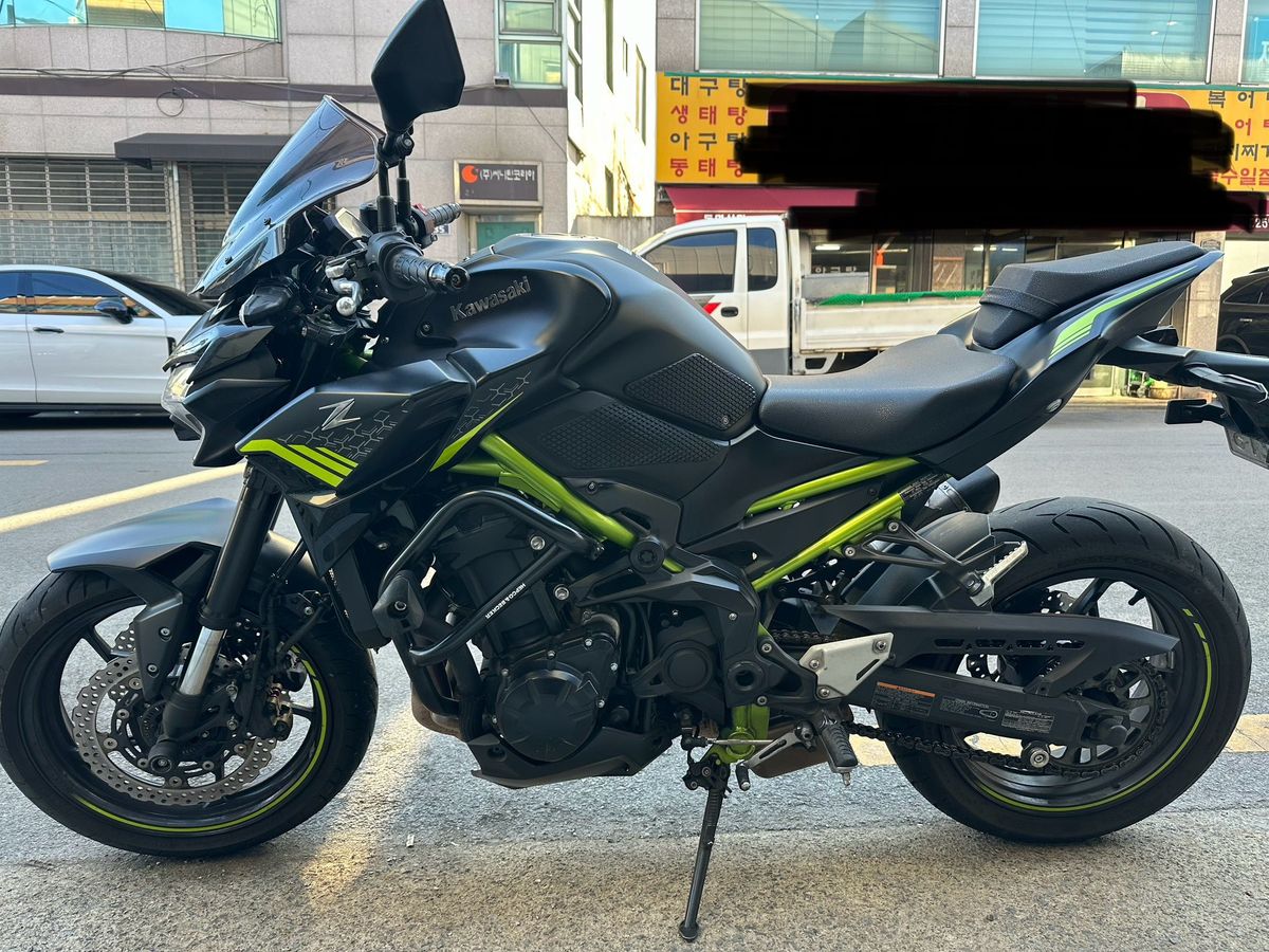 가와사키 Z 900 4