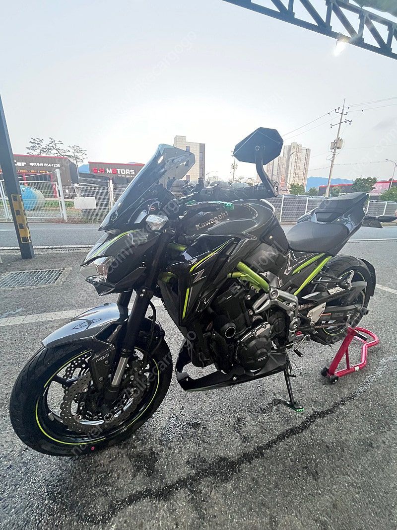 가와사키 Z 900 8