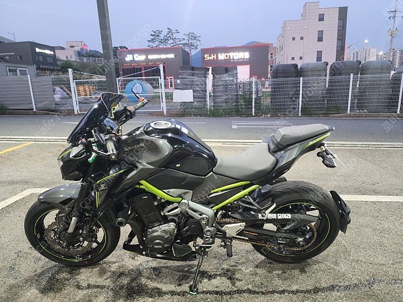 가와사키 Z 900 13