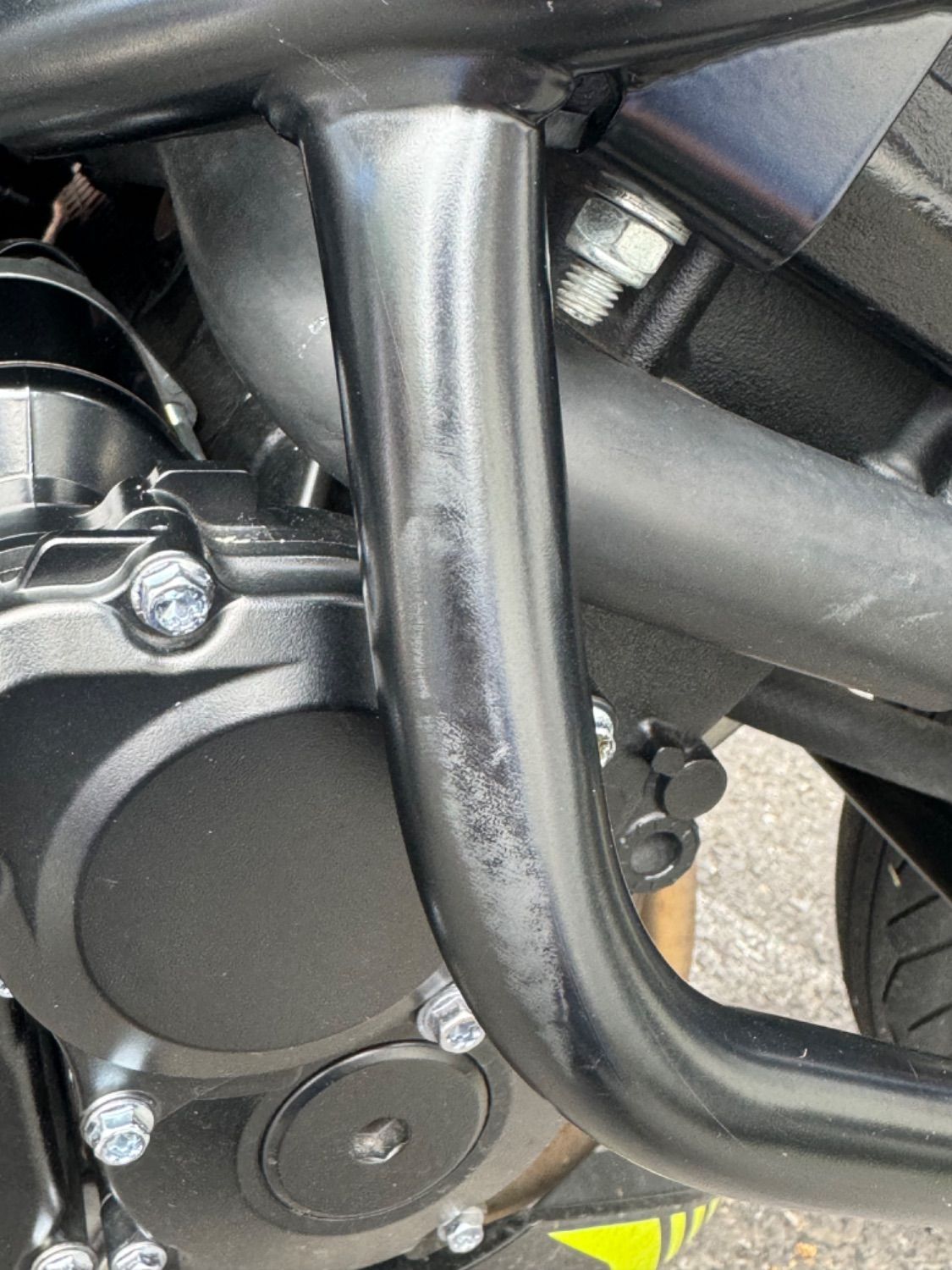 스즈키 GSX S 750 8
