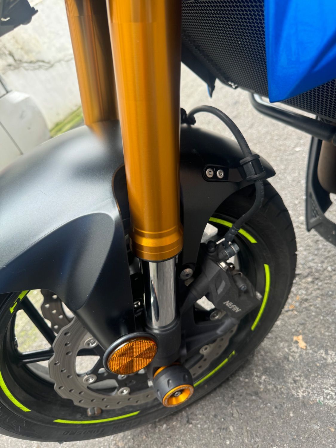 스즈키 GSX S 750 more