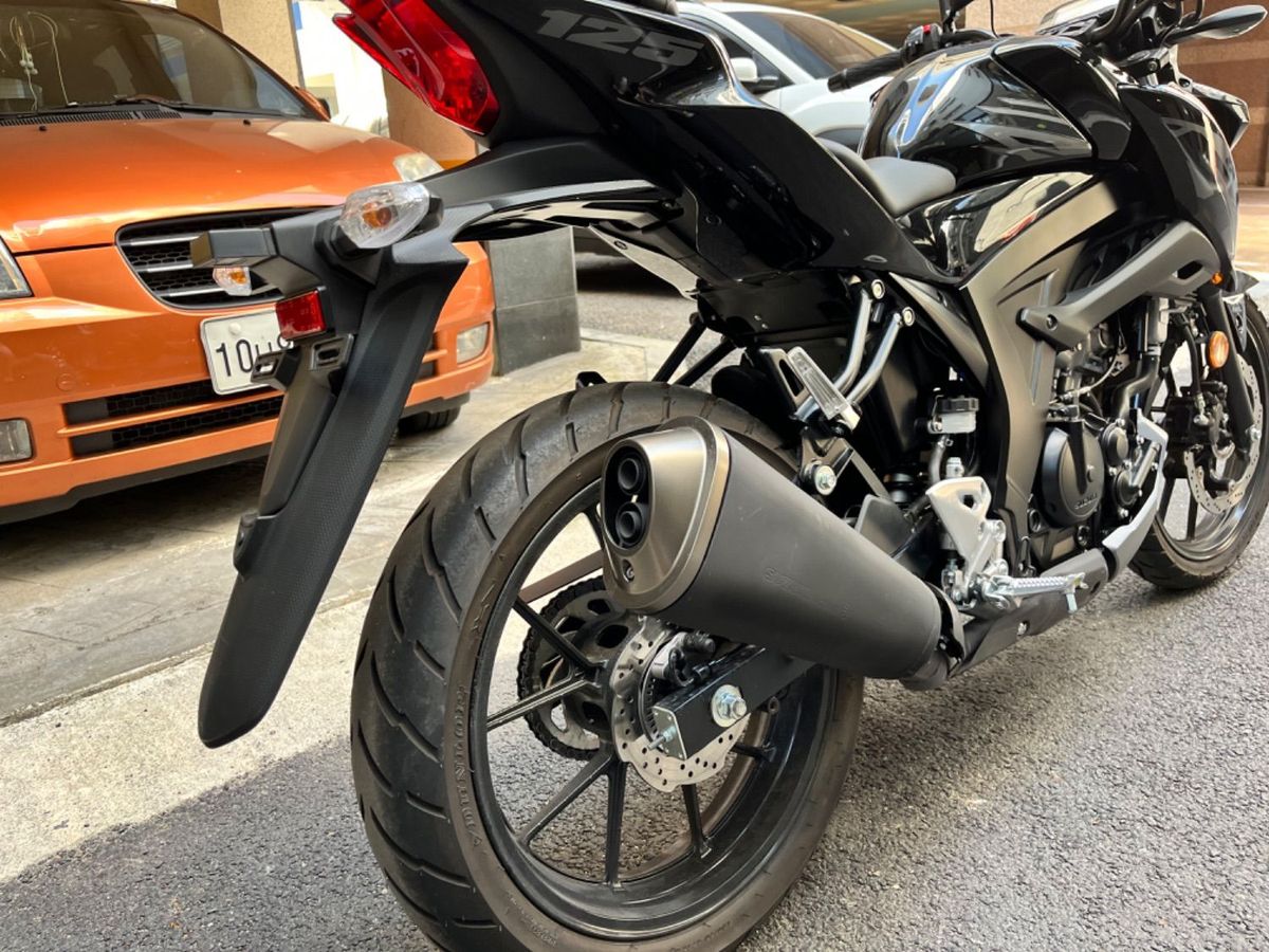스즈키 GSX S 125 4