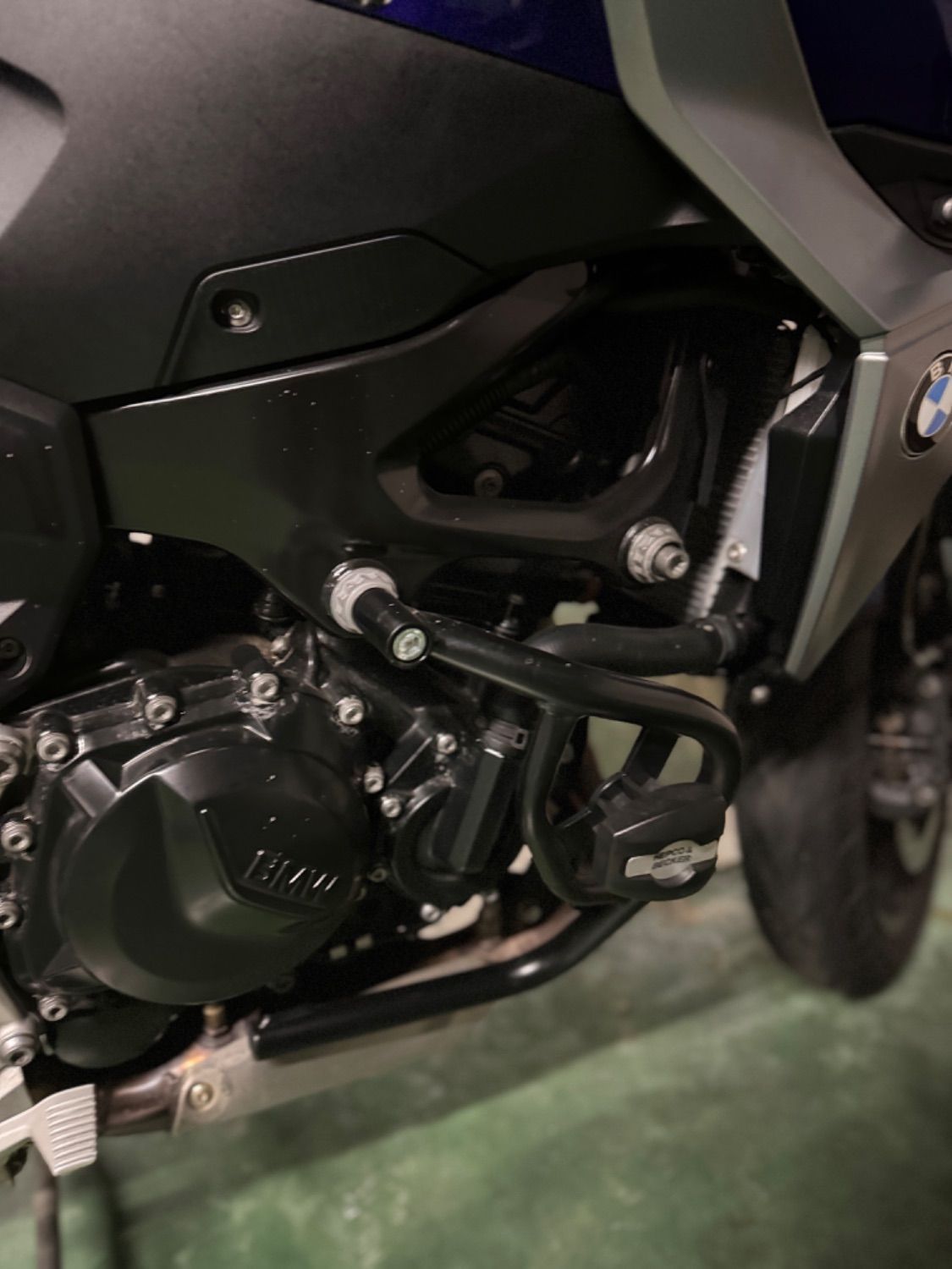 BMW F 900 R 9