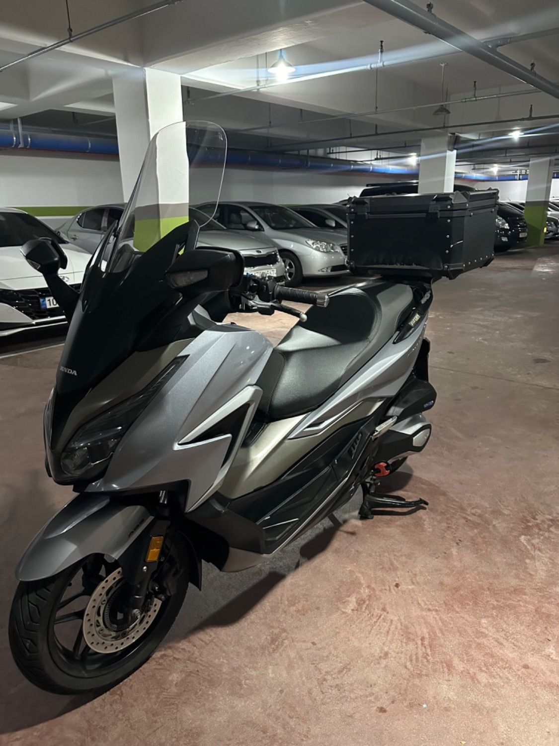 혼다 포르자 350 main