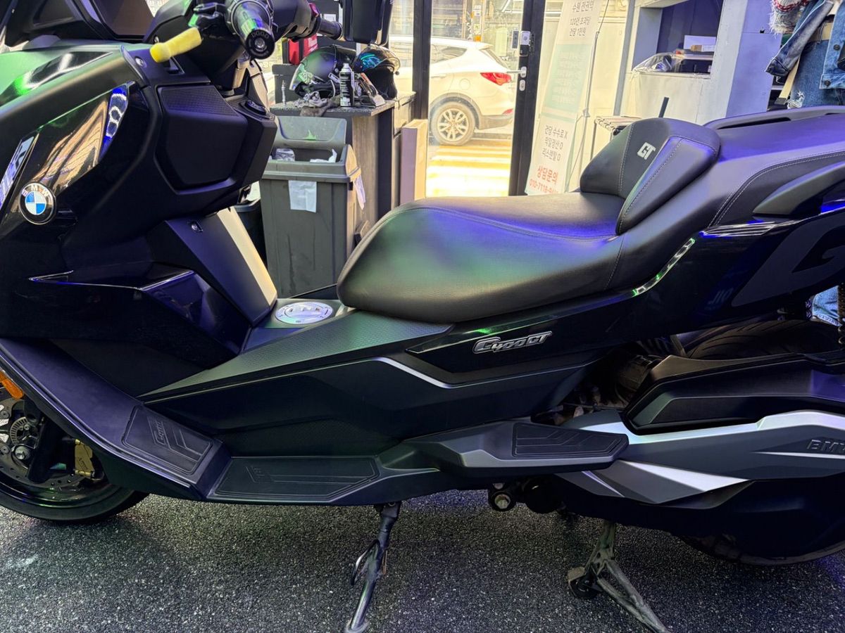 BMW C 400 GT 8