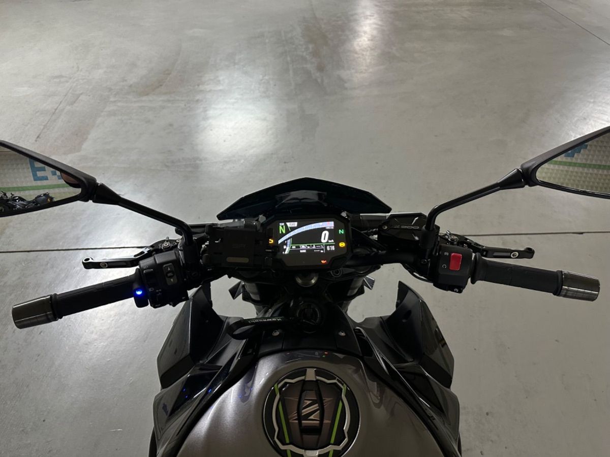 가와사키 Z 900 10