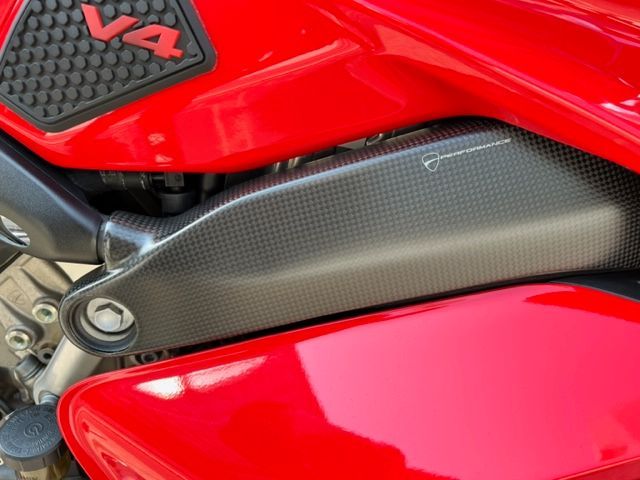 두카티 파니갈레 V4 S 12