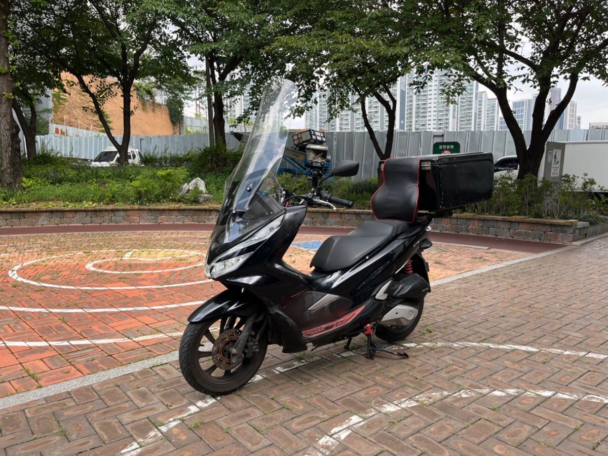 혼다 PCX 125 main