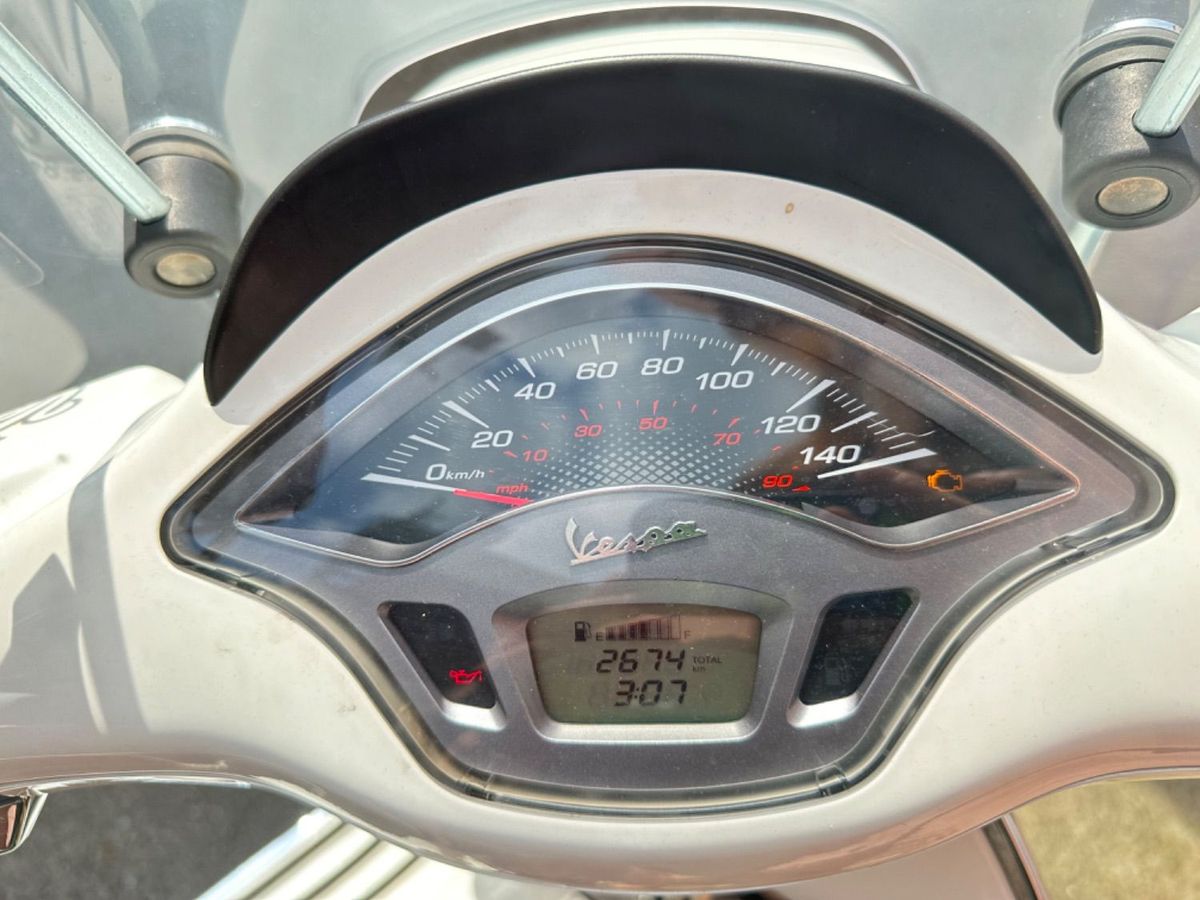 베스파 스프린트 S 125 main