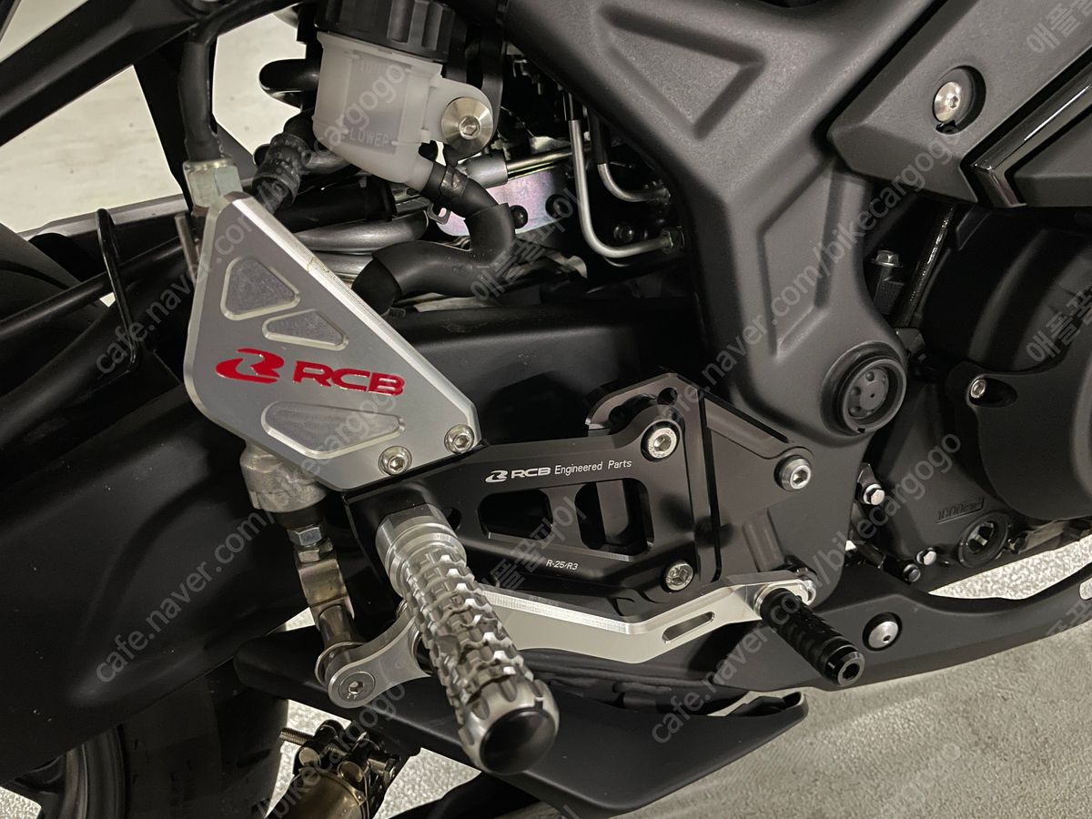 야마하 YZF R3 10