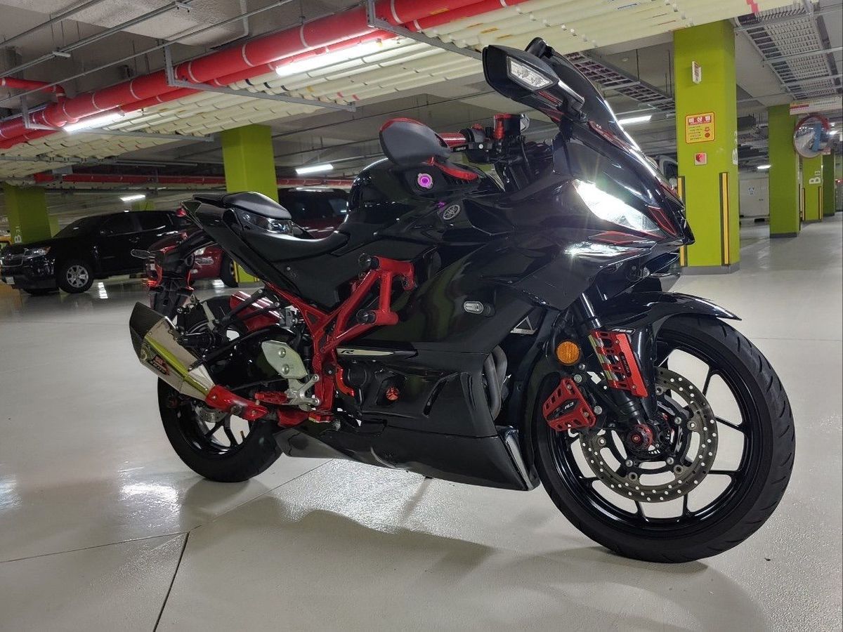 야마하 YZF R3 main
