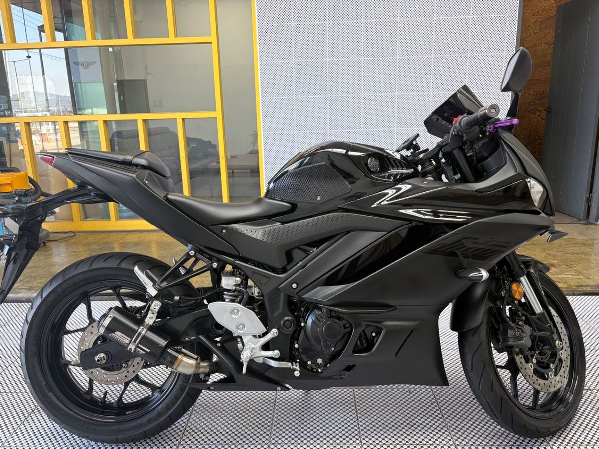 야마하 YZF R3 more