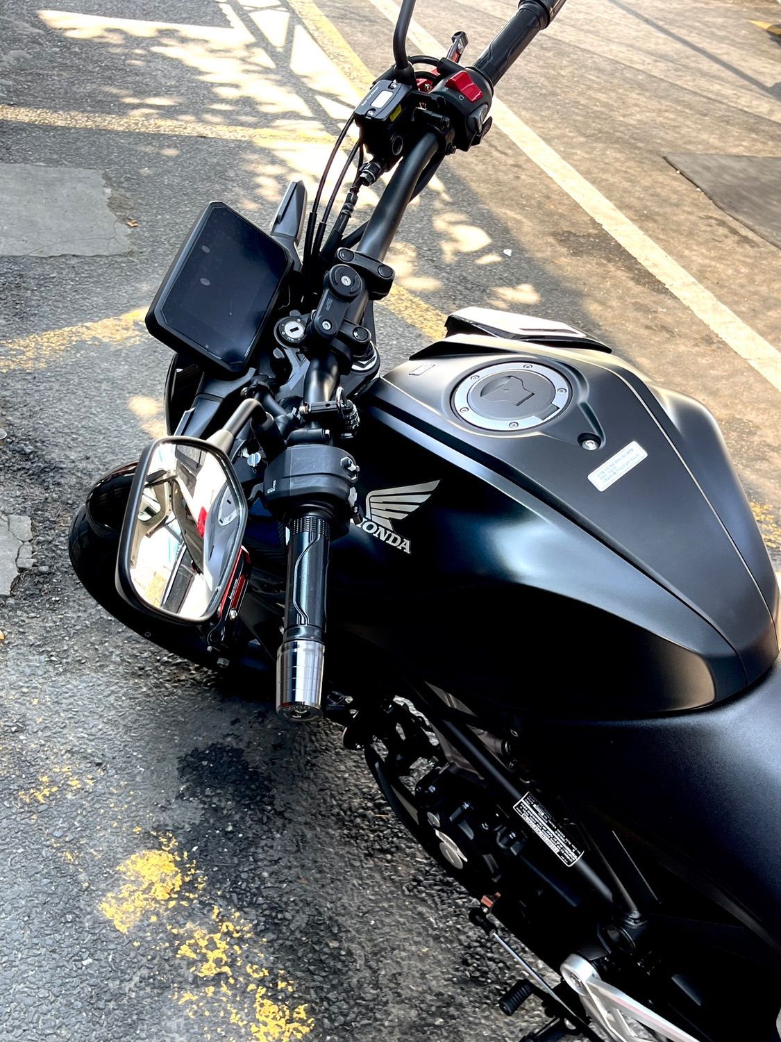 혼다 CB 125 R 4