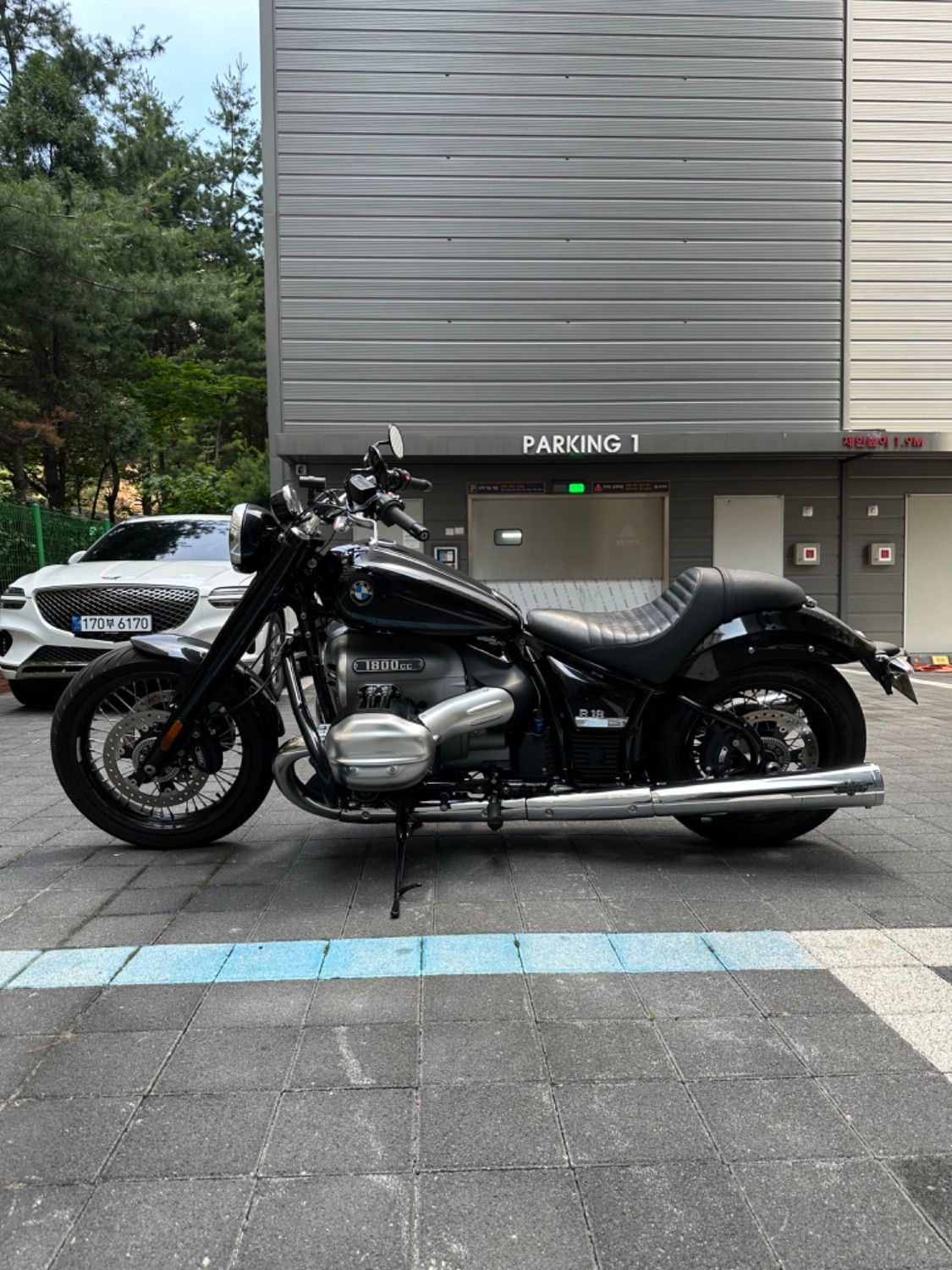 BMW R 18 main
