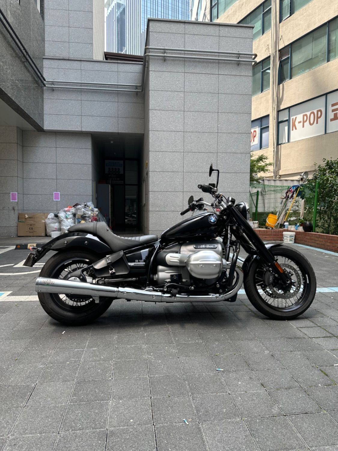 BMW R 18 thumb 2