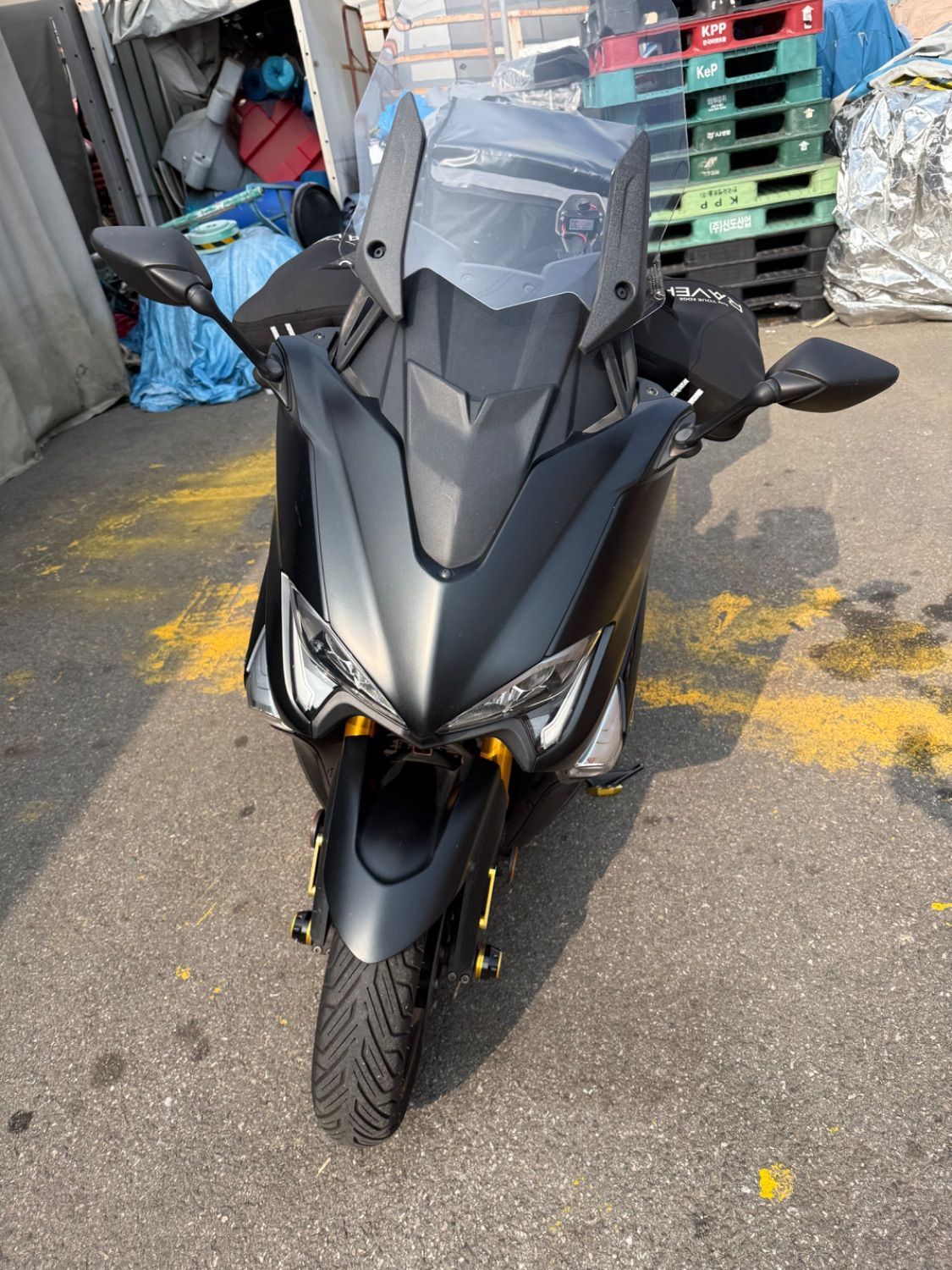 야마하 TMAX DX main