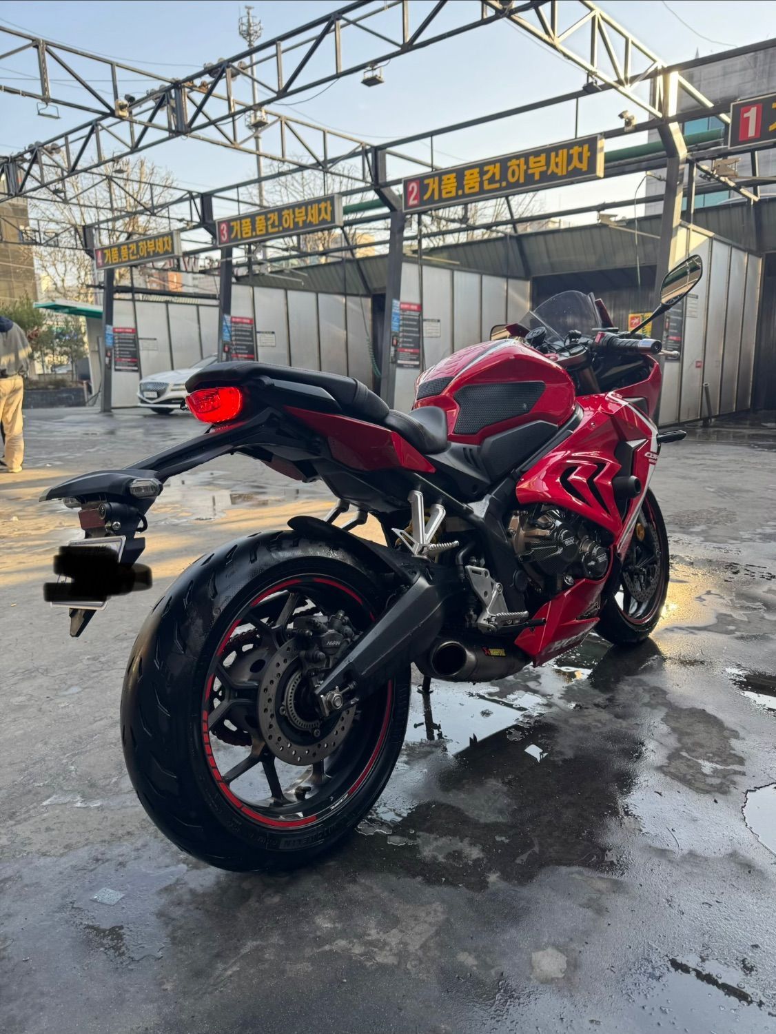 혼다 CBR 650 R MT more