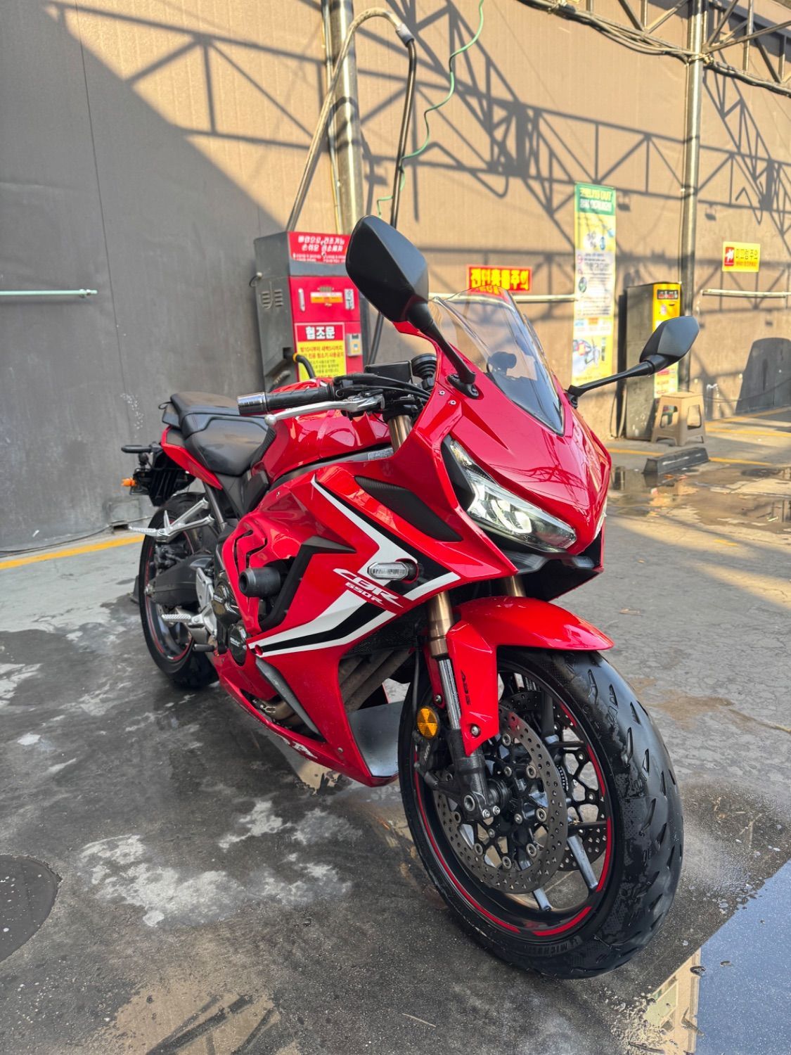 혼다 CBR 650 R MT 5