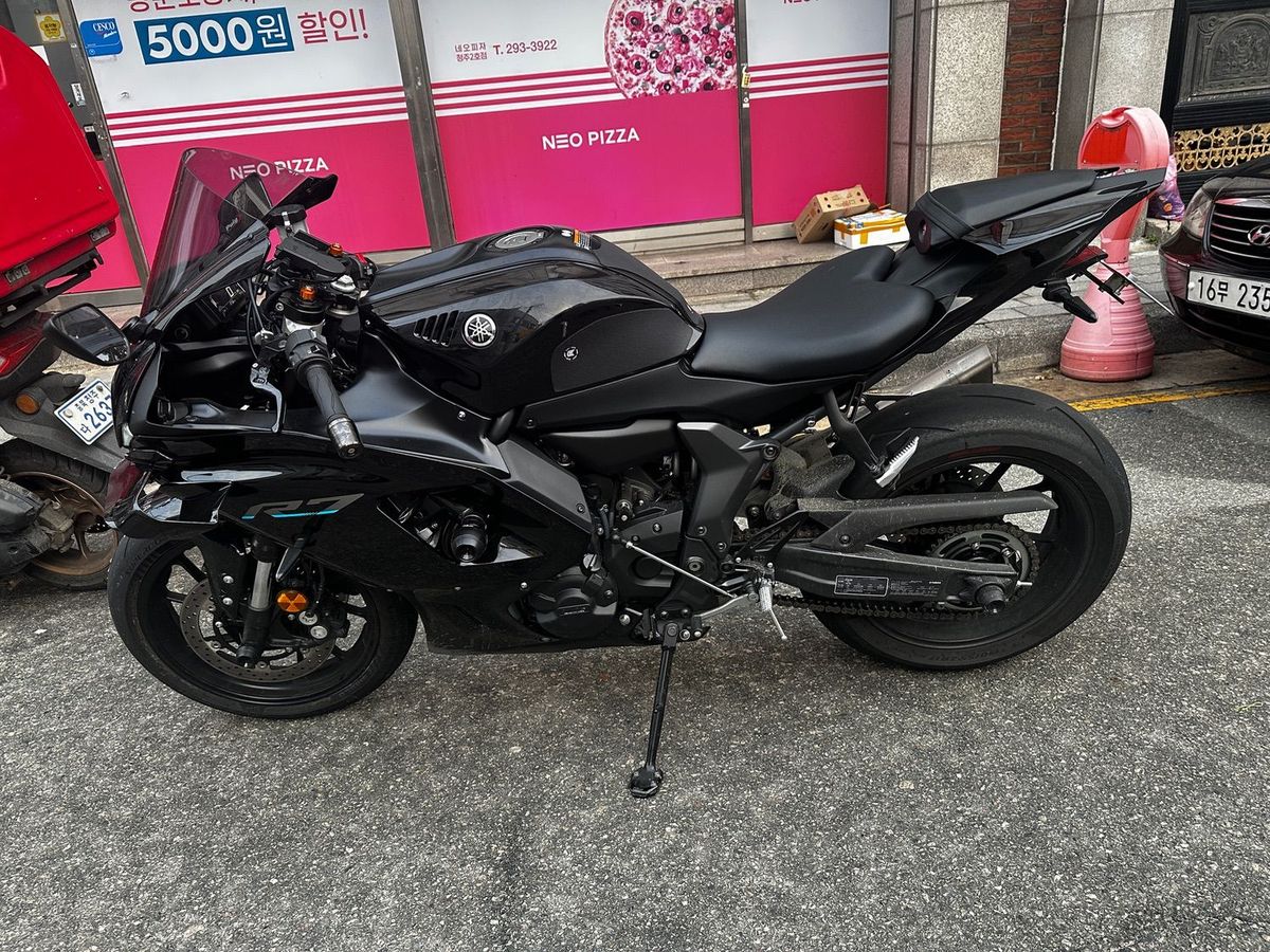 야마하 YZF R7 4