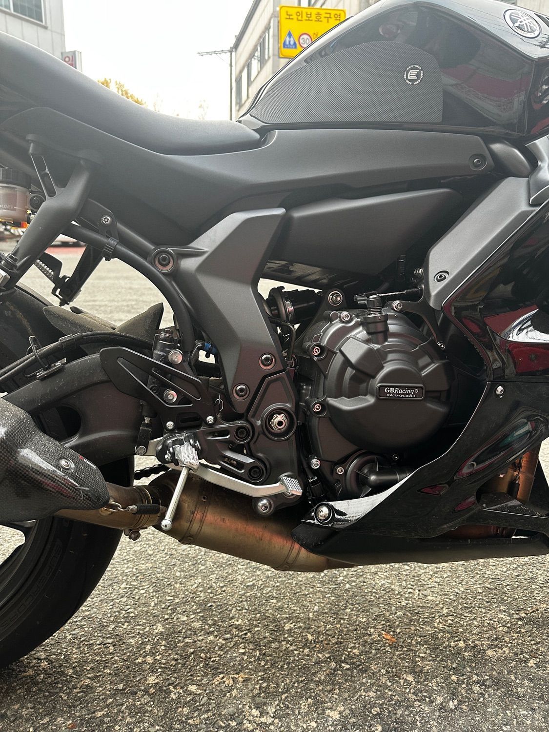 야마하 YZF R7 thumb 2