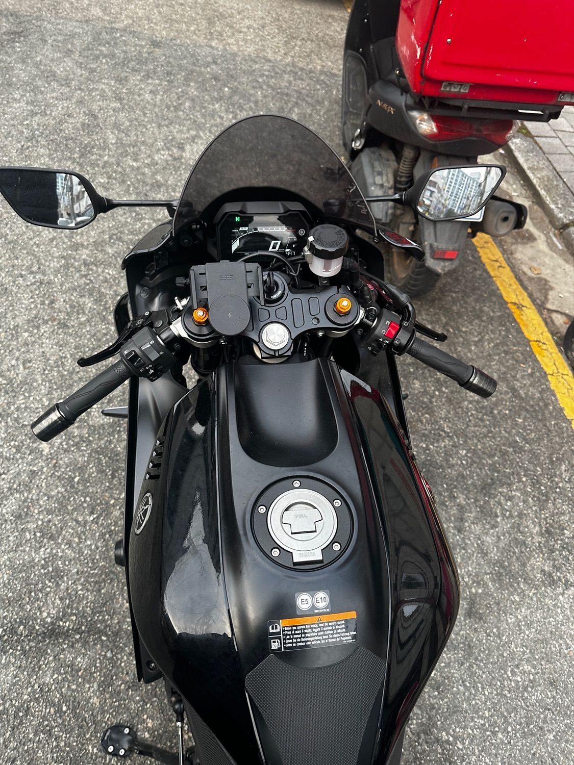 야마하 YZF R7 10