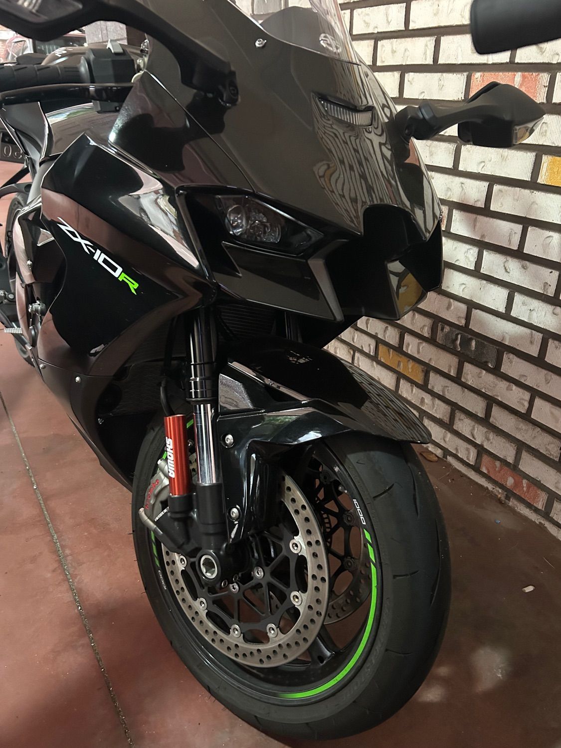 가와사키 닌자 ZX 10 R 4