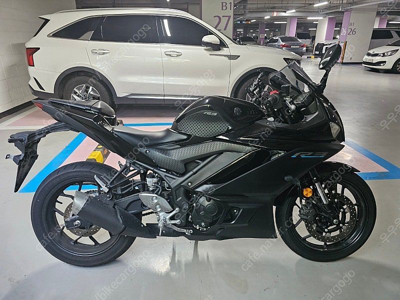 야마하 YZF R3 main