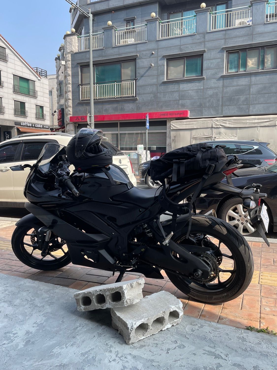 야마하 YZF R3 thumb 2