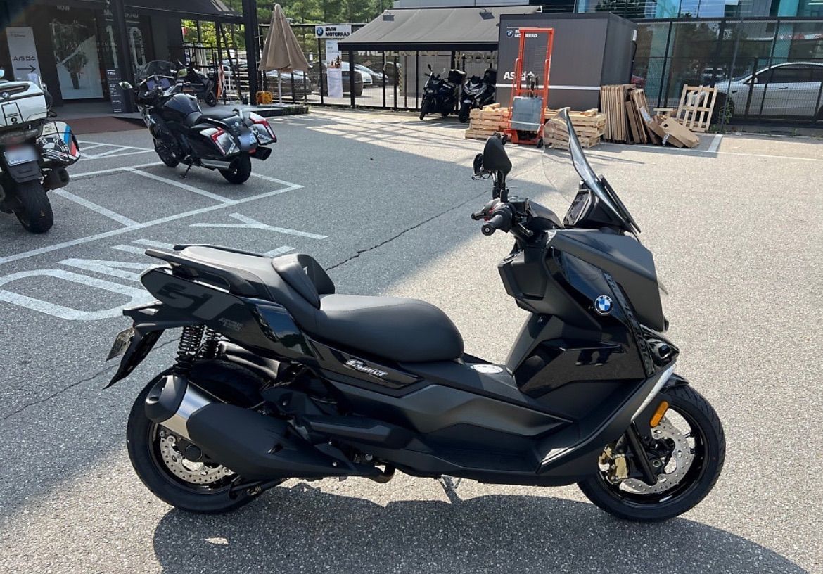 BMW C 400 GT main
