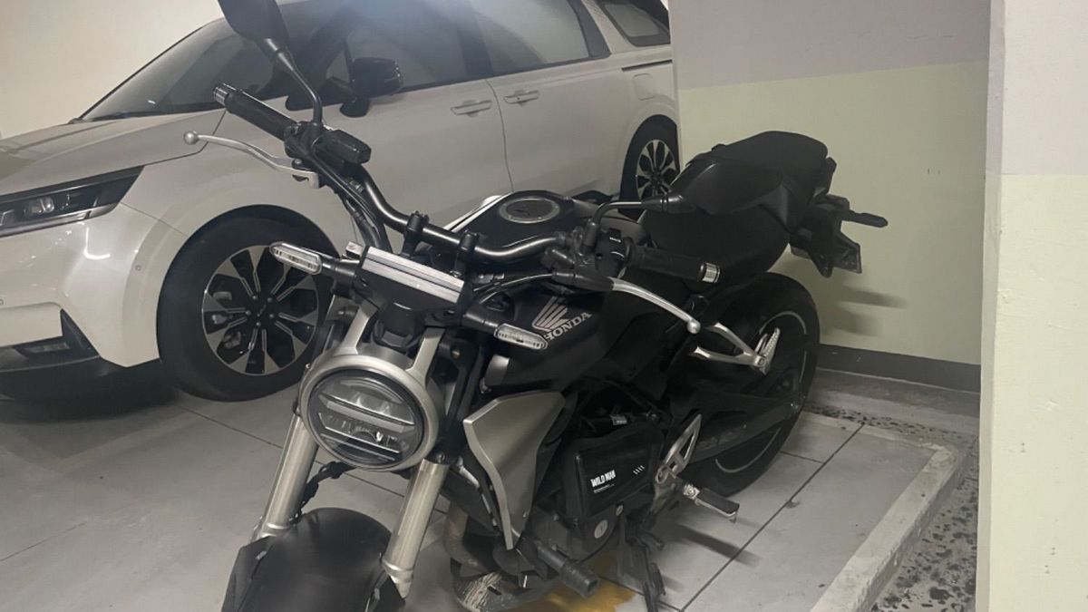 혼다 CB 300 R 5
