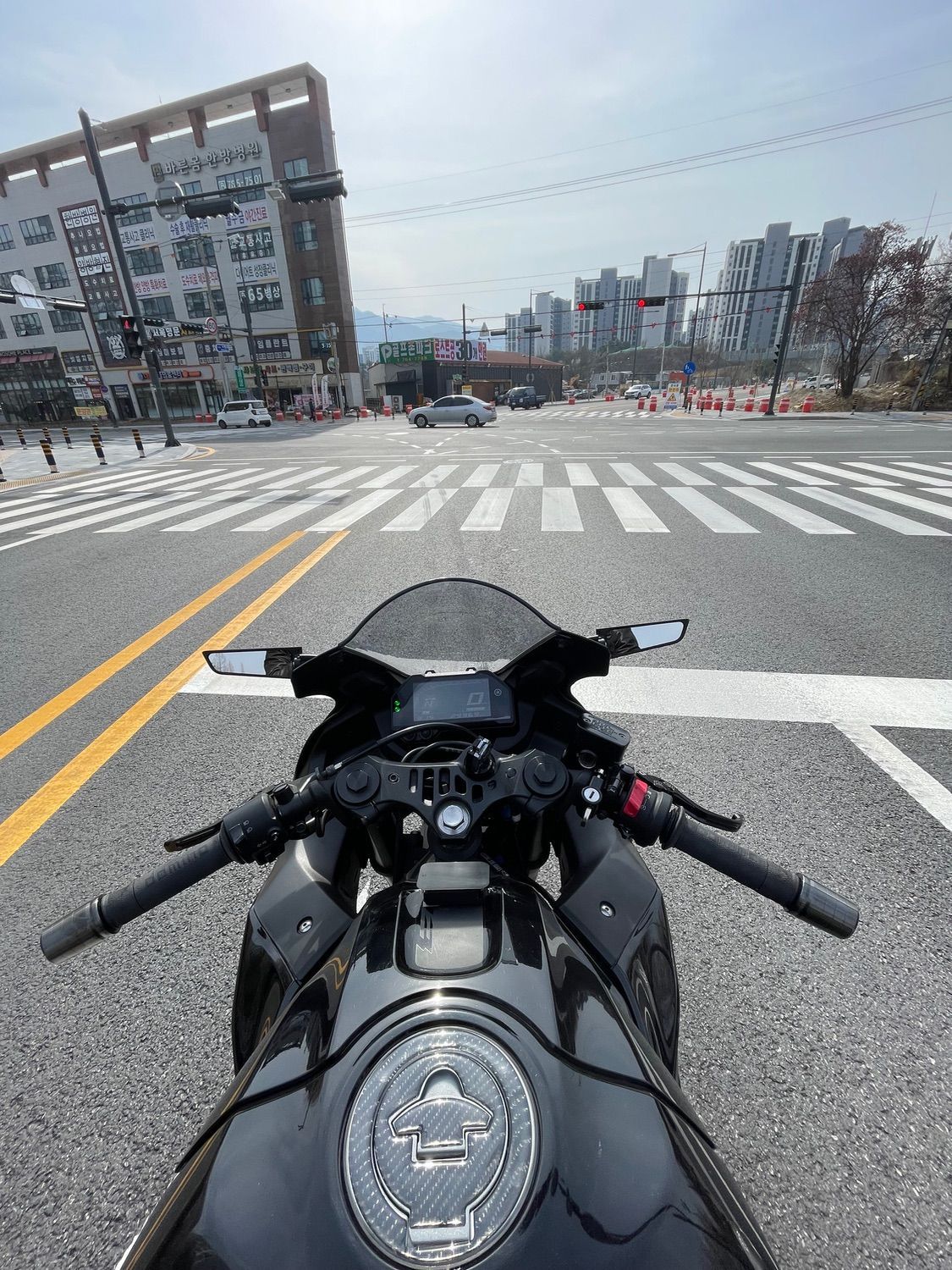 야마하 YZF R3 more
