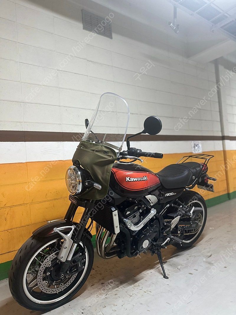 가와사키 Z 900 RS 20