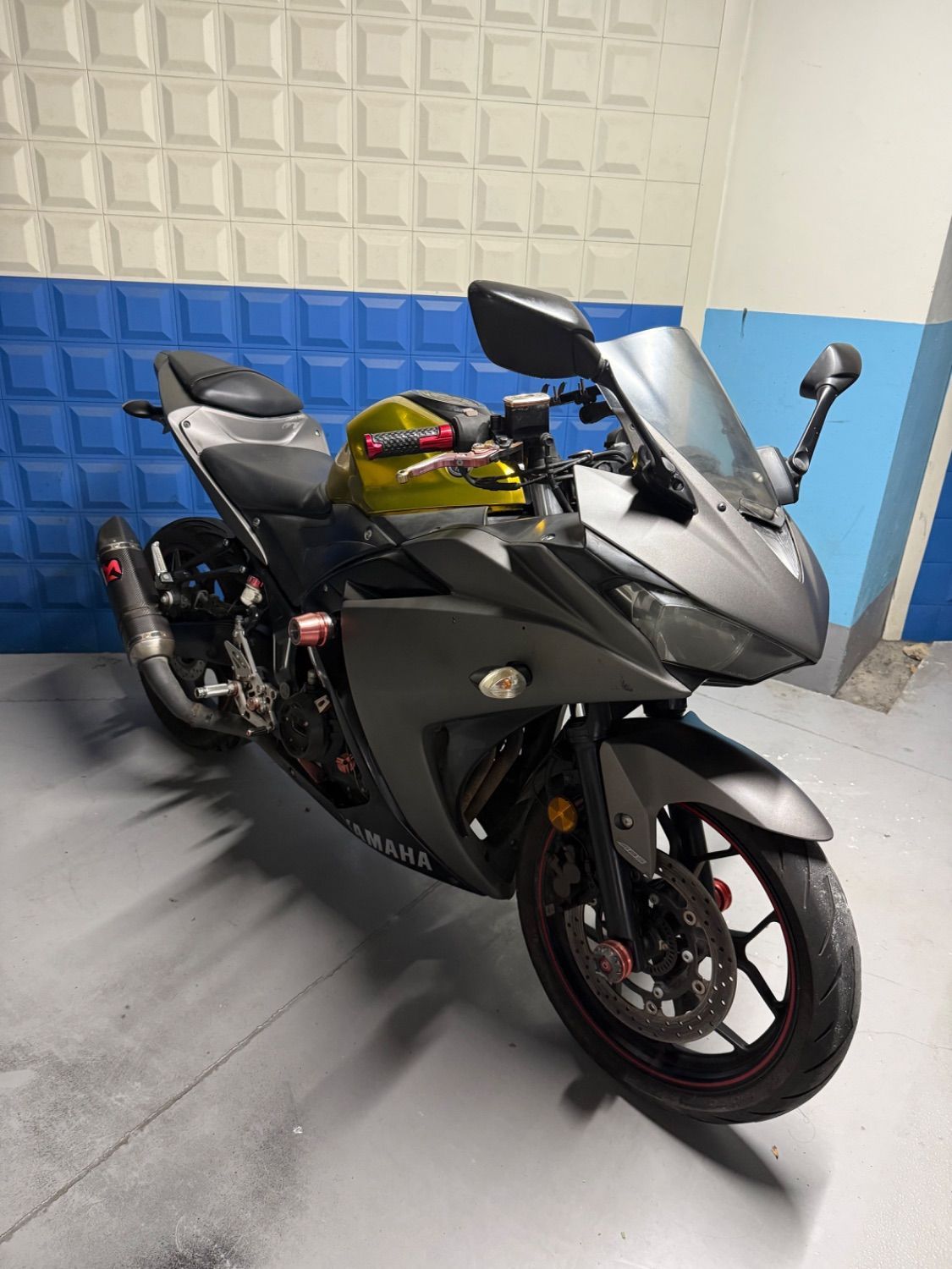 야마하 YZF R3 thumb 2