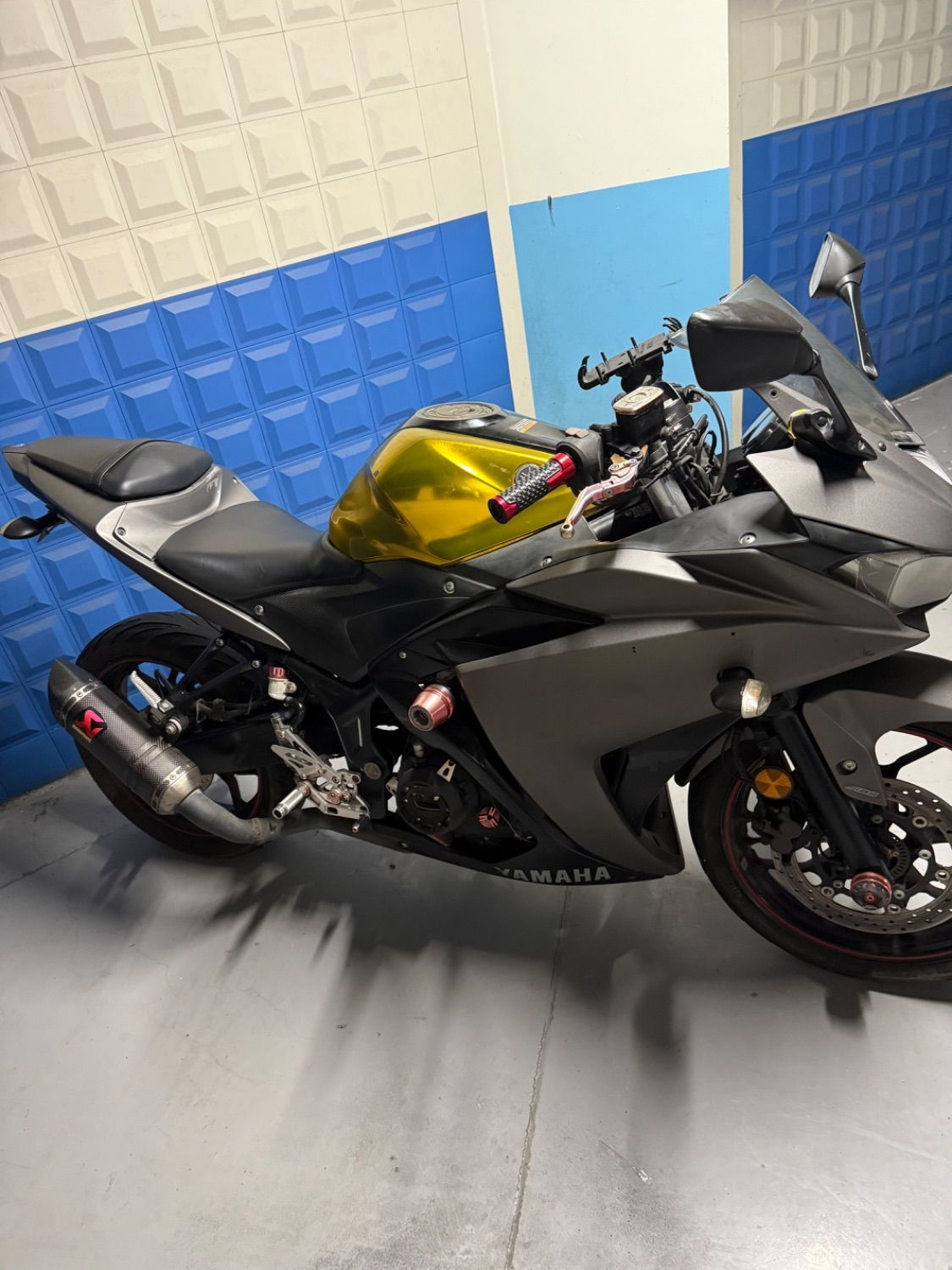 야마하 YZF R3 more