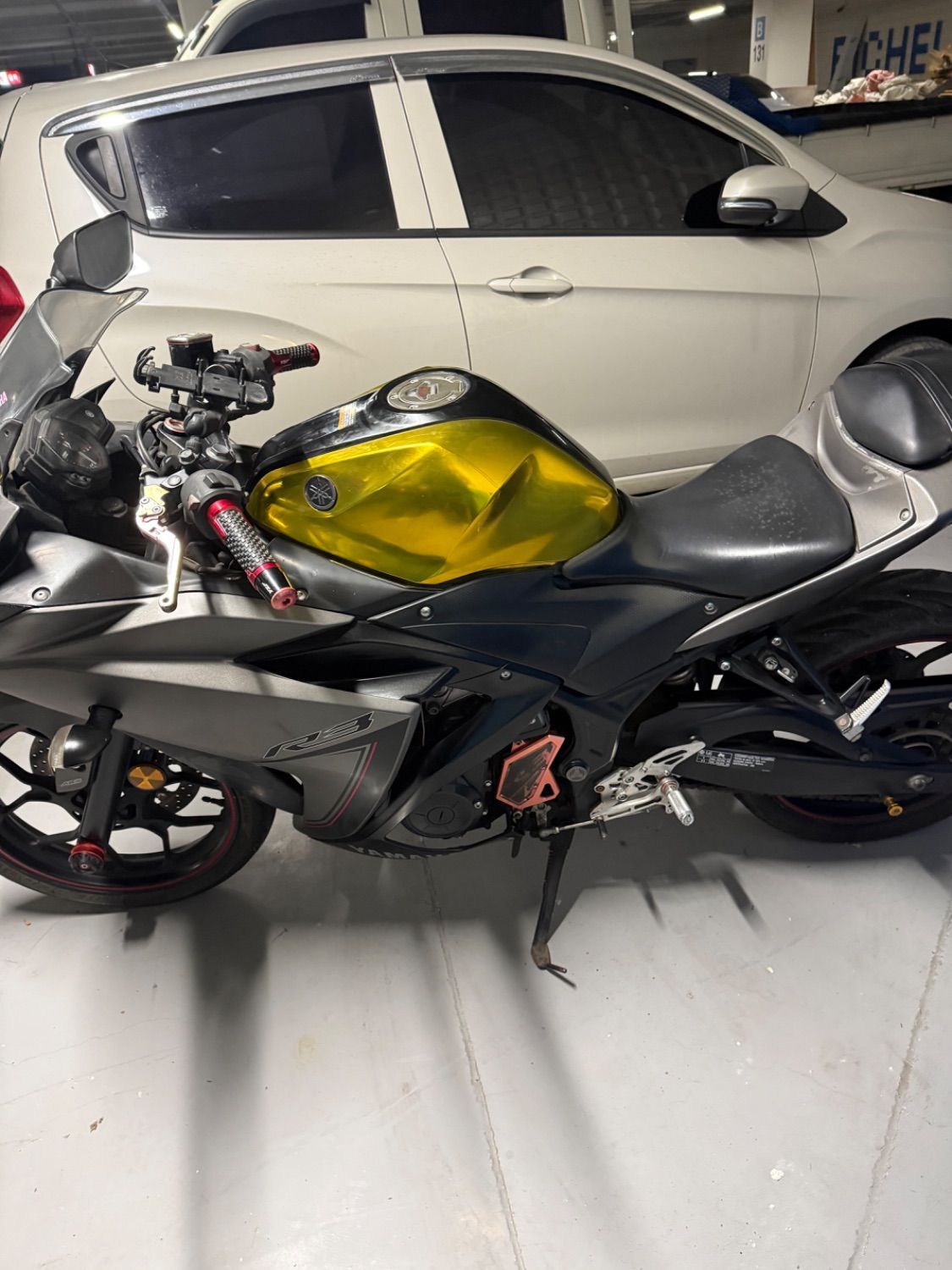 야마하 YZF R3 4