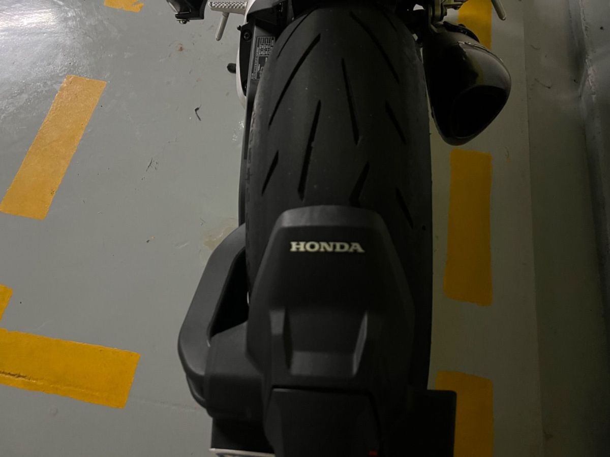 혼다 CB 1000 R more