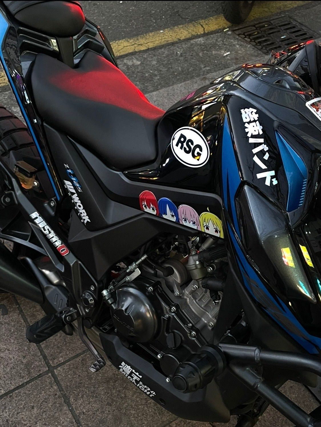 존테스 125 U1 4