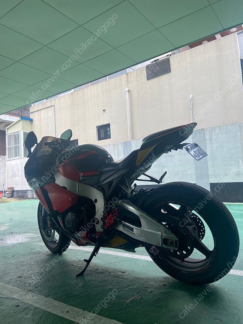 혼다 CBR 1000 RR 6