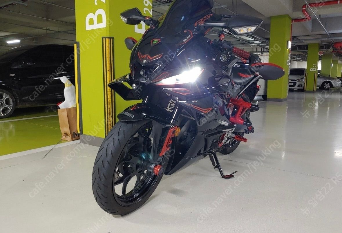 야마하 YZF R3 more