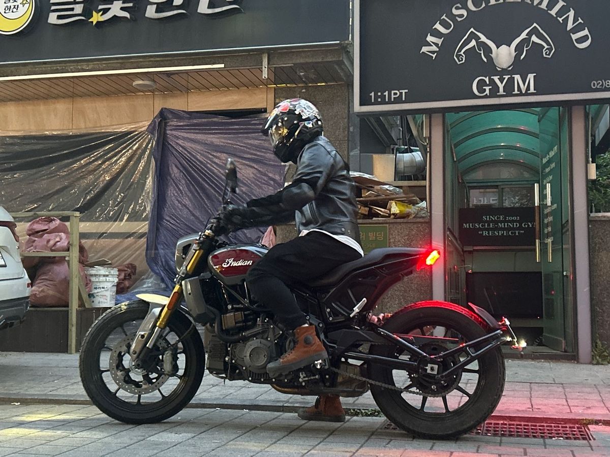인디언모터사이클 FTR 1200 S 5