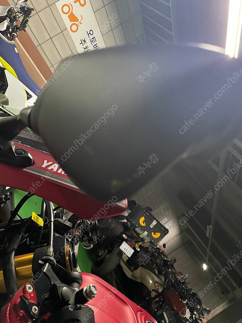 야마하 YZF R3 more