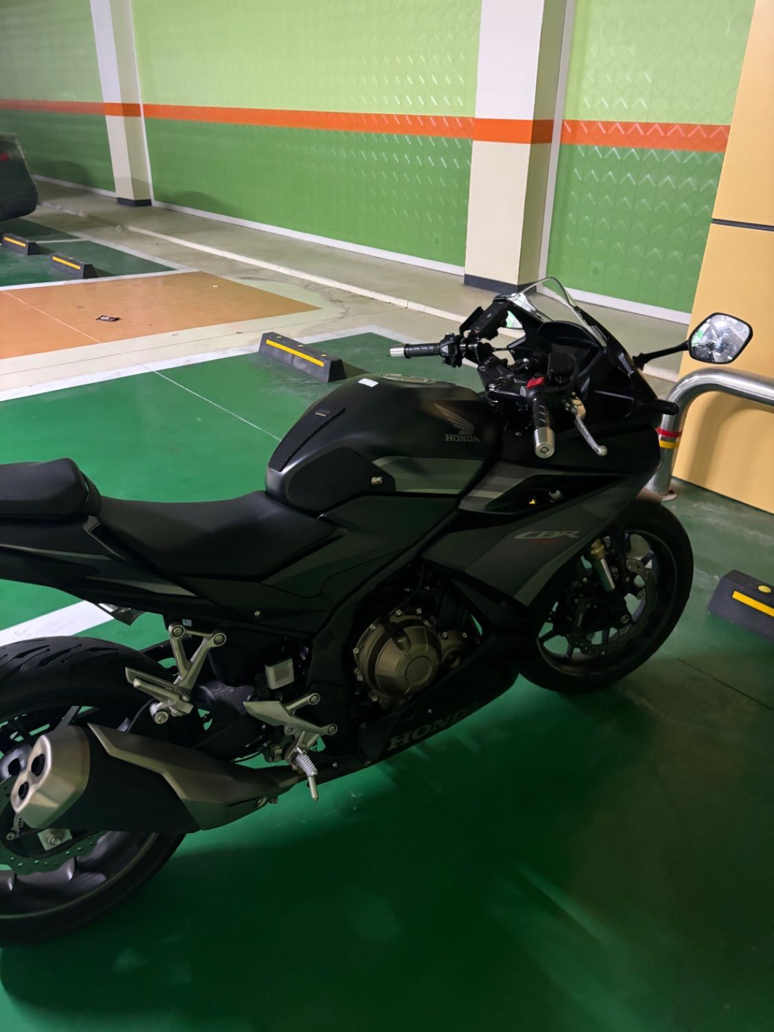 혼다 CBR 500 R more