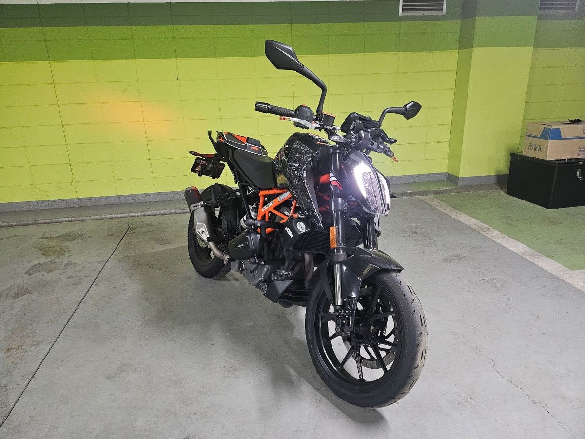 KTM 390 듀크 thumb 2