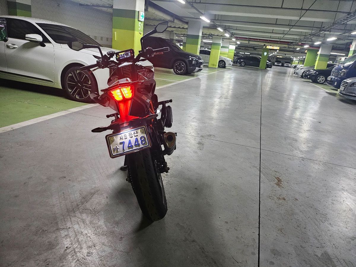 KTM 390 듀크 4