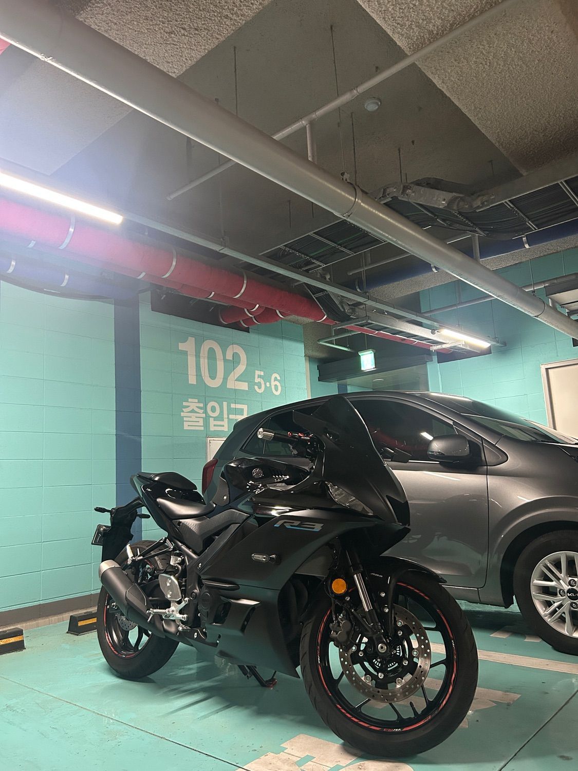 야마하 YZF R3 thumb 2