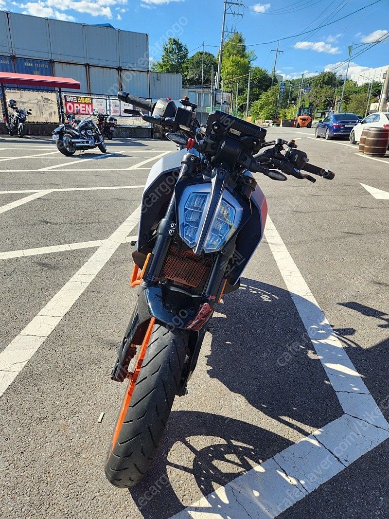 KTM 390 듀크 4