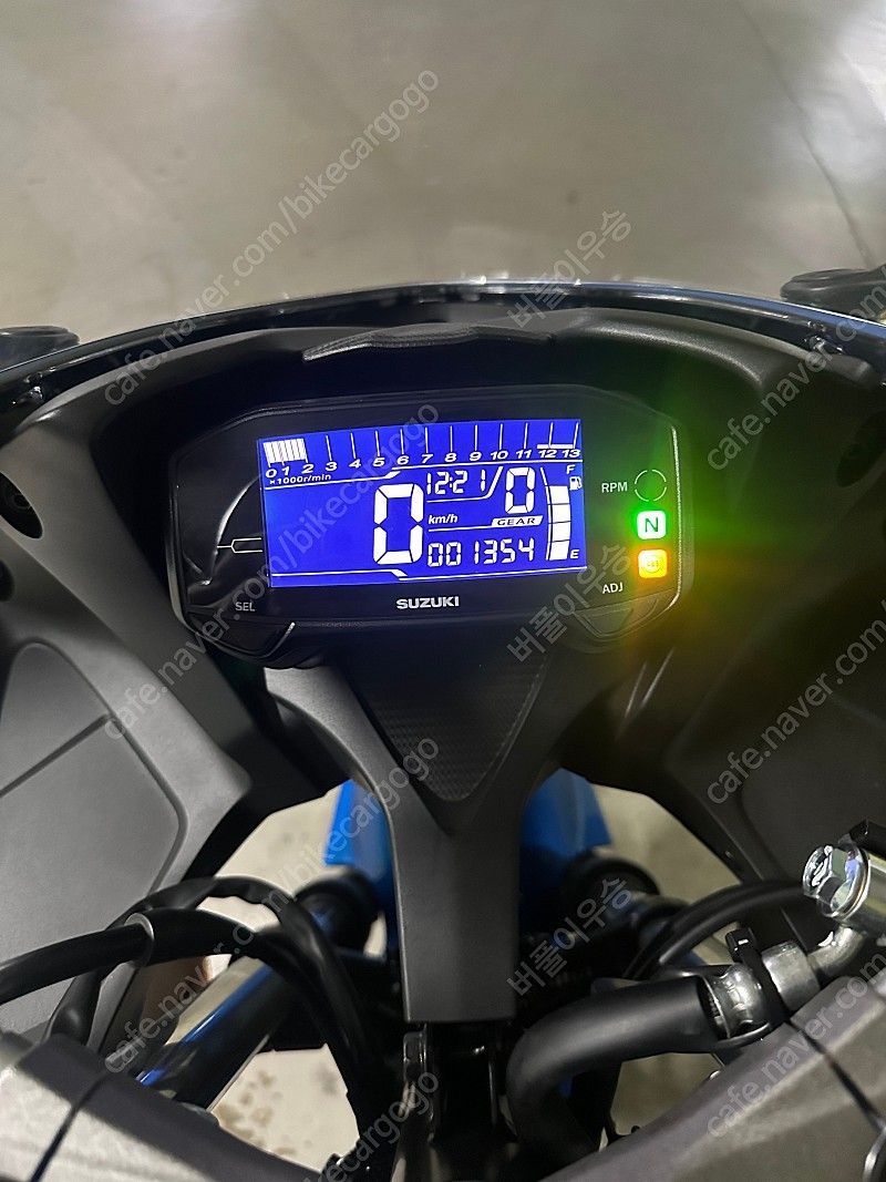 스즈키 GSX R 125 ABS thumb 2
