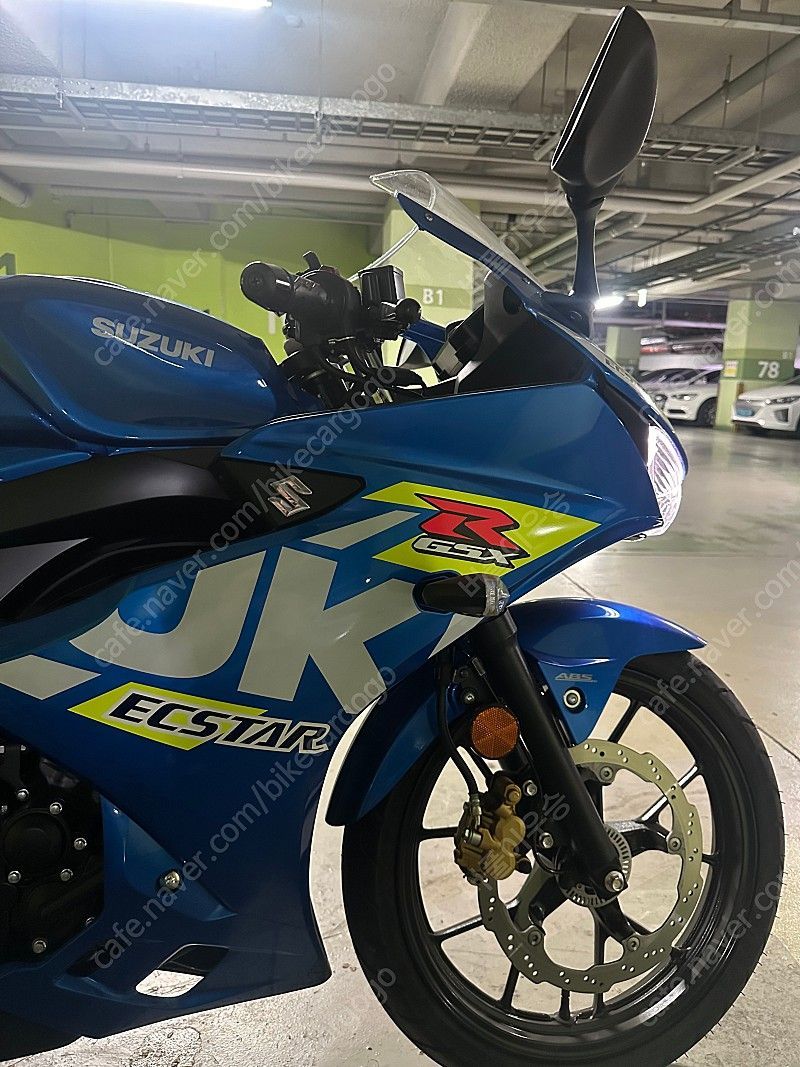 스즈키 GSX R 125 ABS more